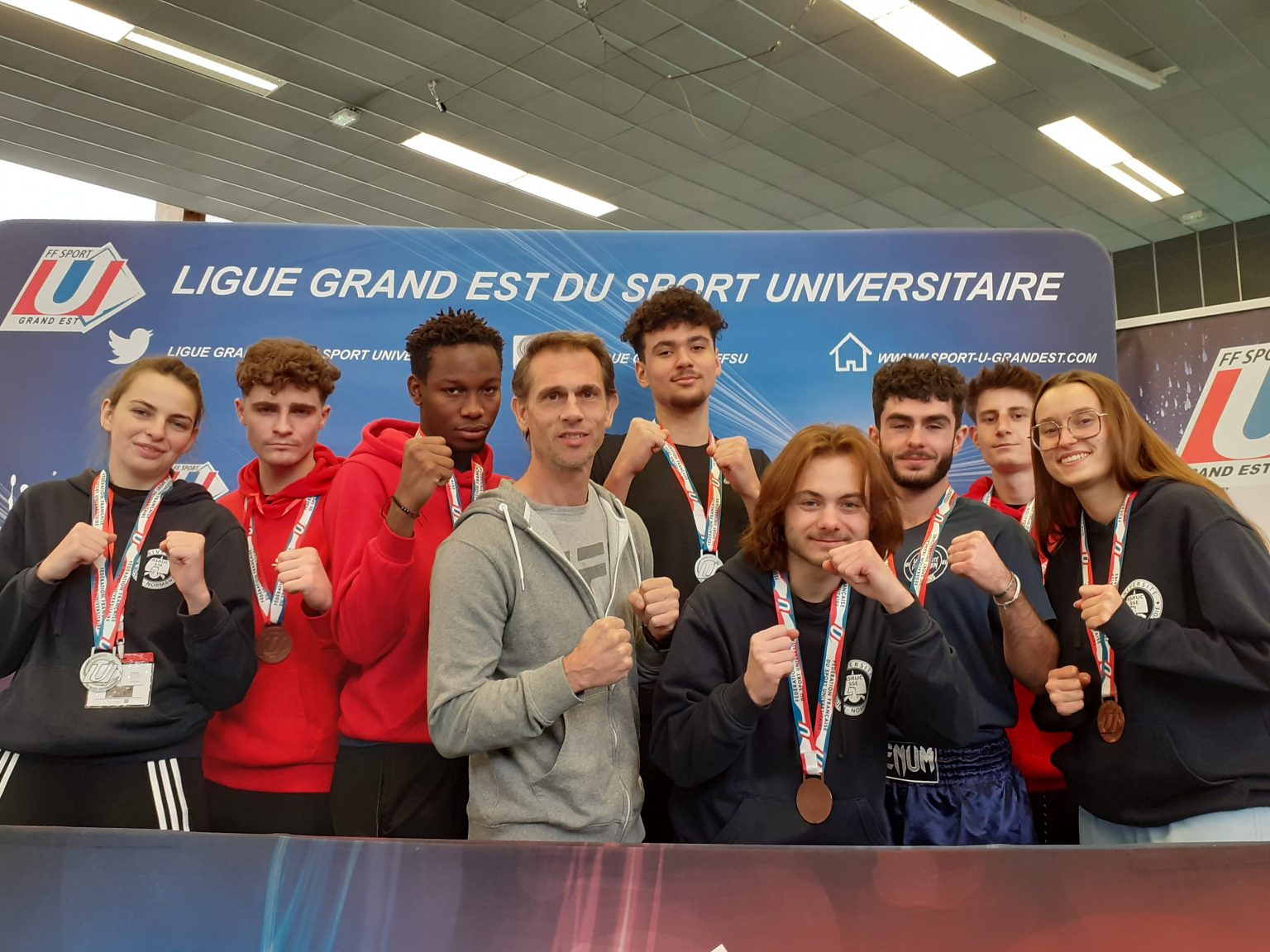TROISIÈME RÉPUBLIQUE Médaille, Université de Caen, Faculté de droit fme