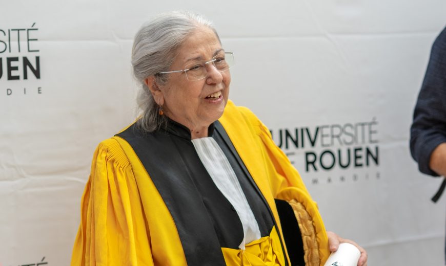 Crémonie Honoris Causa Nilda Guimarães Alves avec son diplôme