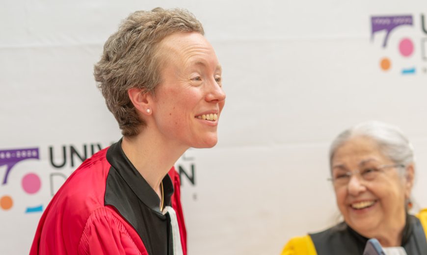 Crémonie Honoris Laure Bindels avec son diplôme